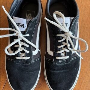 Vans Black and White Old Skool Men's Sneakers size 10